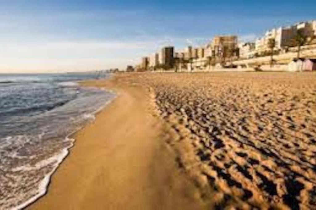 a 1 MINUTO DE LA PLAYA DEL CAMPELLO El Campello Exterior foto